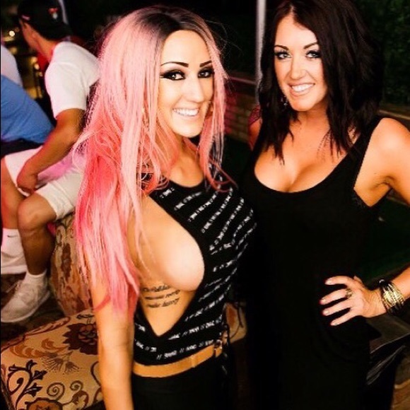 BLACK BODY SUIT - LOWCUT SIDES - Picture 2 of 3